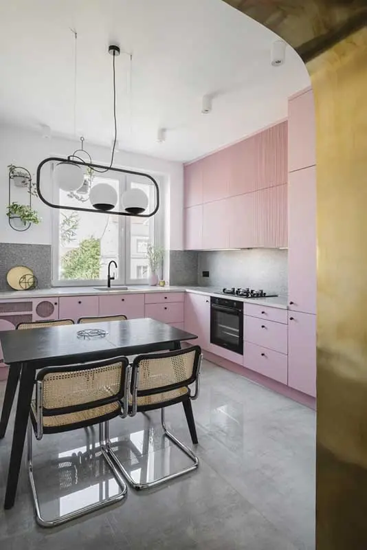 Proj.: bo/sko; FOt.: Hanna Połczyńska / kroniki.studio