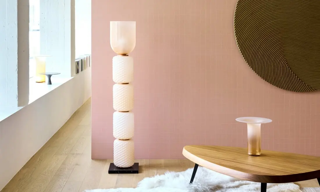 Tapety z linii Alma wyróżniają się autentycznym wyglądem miękkiej, luksusowej skóry.