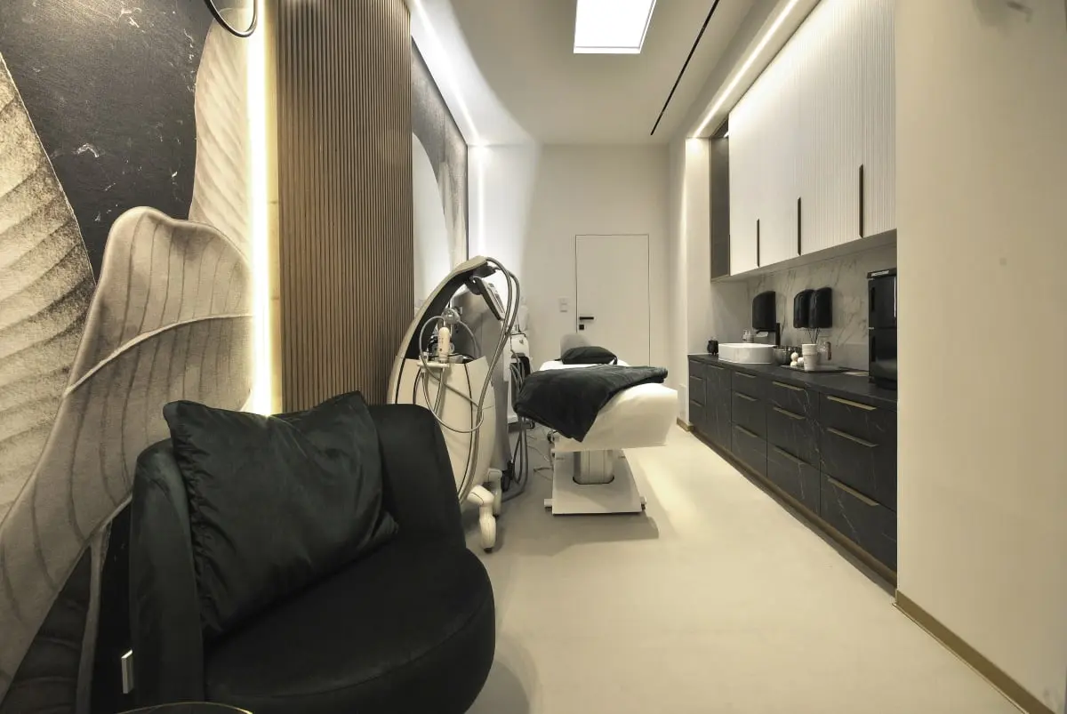 Projekt: Piotr Stolarek