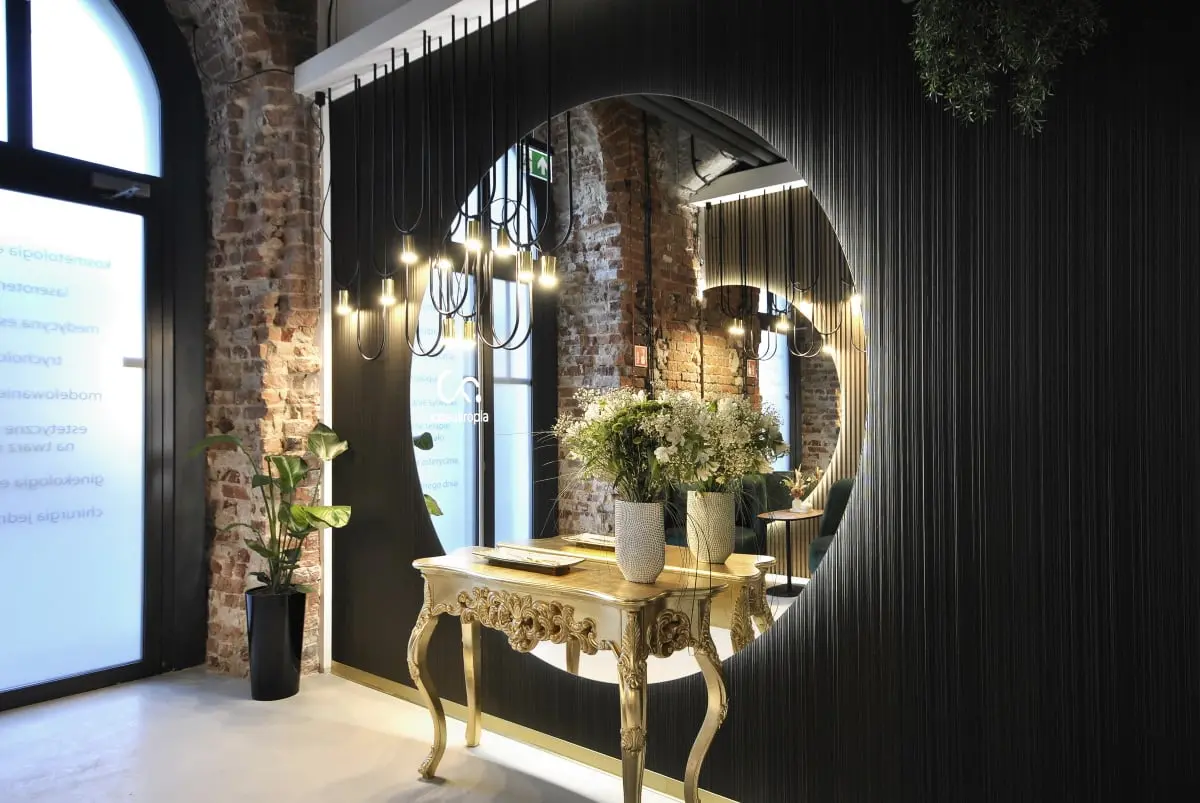 Projekt: Piotr Stolarek