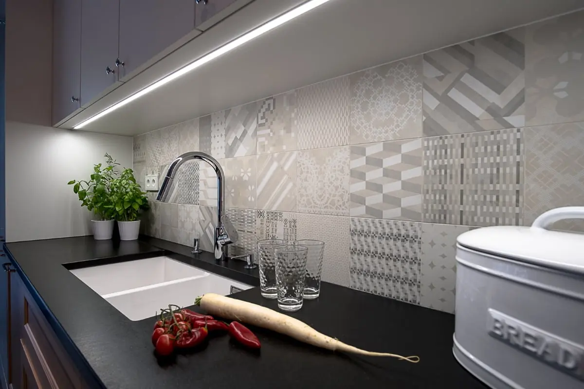 Proj. i fot.: Jacek Tryc
Stylizacja: Romana Tryc