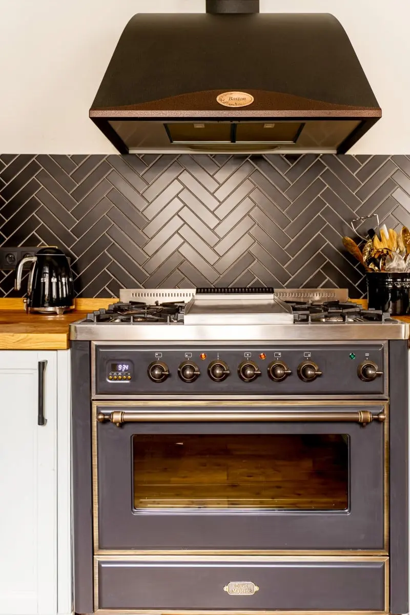 proj. Kwadraton | zdj.: Kuba Piskorek i Iza Gończowska Flat studio