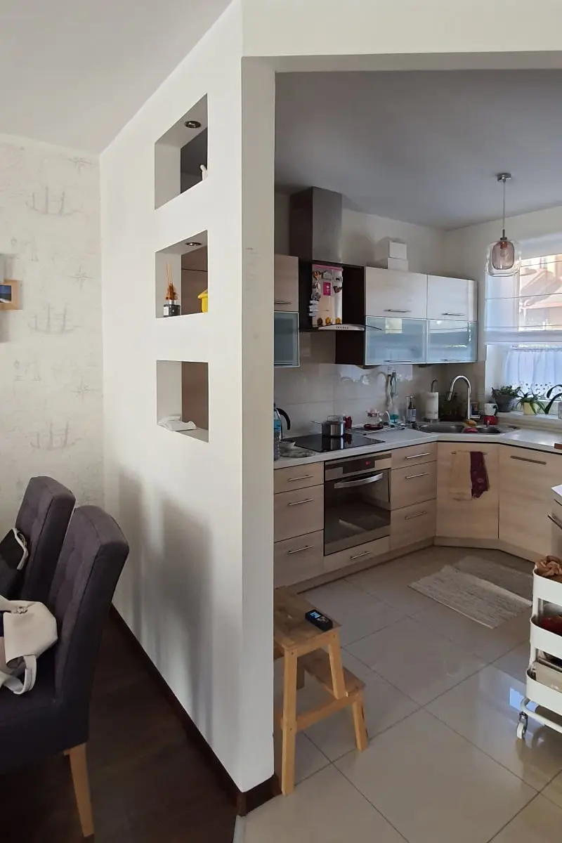 Mieszkanie przed metamorfozą | Źródło:  Linia Wnętrz