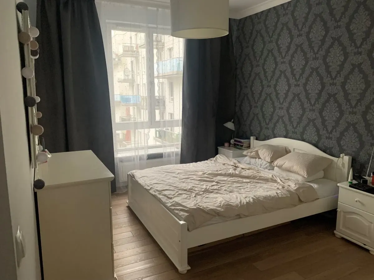 Wnętrze przed metamorfozą | Źródło: Ola Dąbrówka | GOOD VIBES Interiors