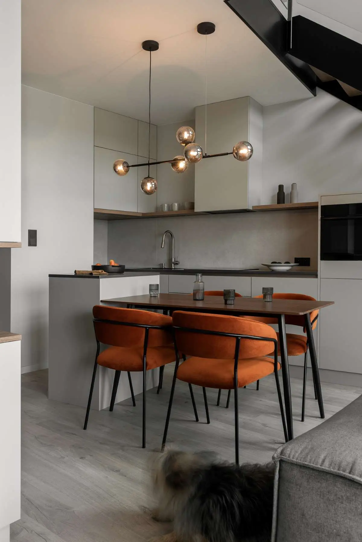 Proj: Think White Natalia Jargiełło