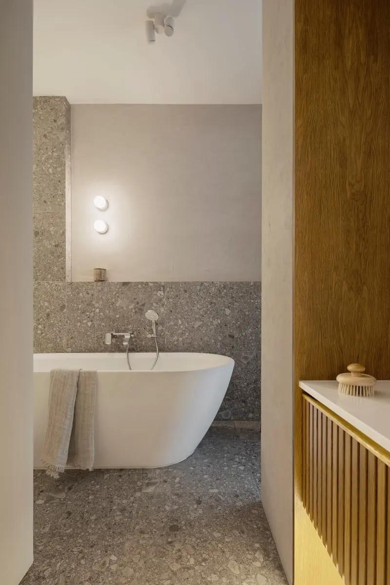 Proj.: Demowska Studio | fot.: Marcin Grabowiecki | Stylizacja: Eliza Mrozińska