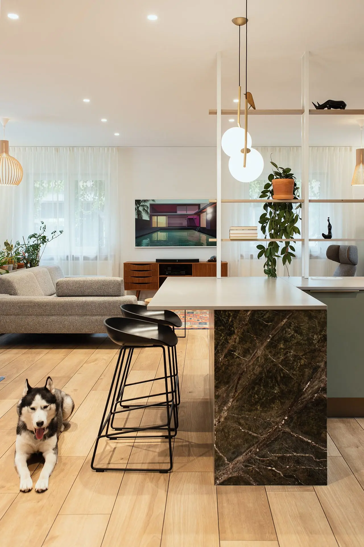 Proj. Monarchia Design