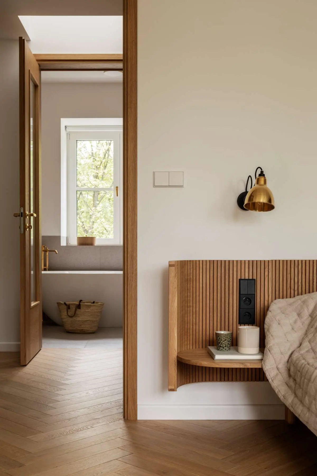 Willa na Starym Żoliborzu | Projekt TZA | Zdjęcia – Marcin Grabowiecki | | Stylizacja Eliza Mrozińska