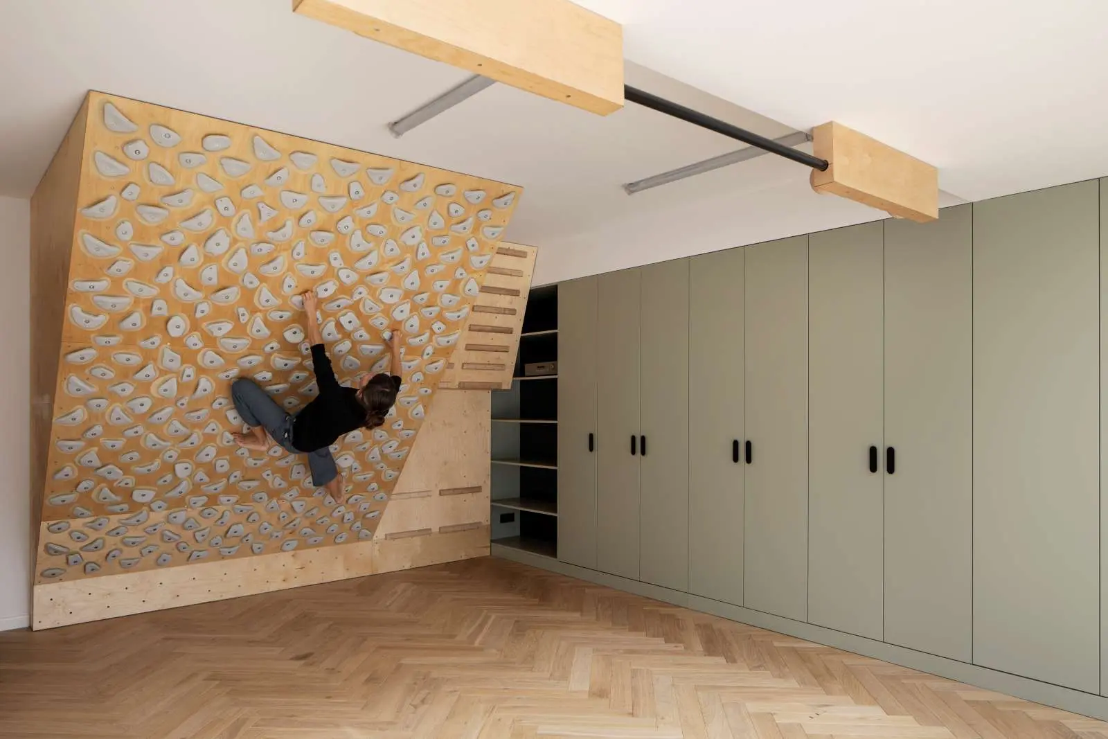 Willa na Starym Żoliborzu | Projekt TZA | Zdjęcia – Marcin Grabowiecki | | Stylizacja Eliza Mrozińska