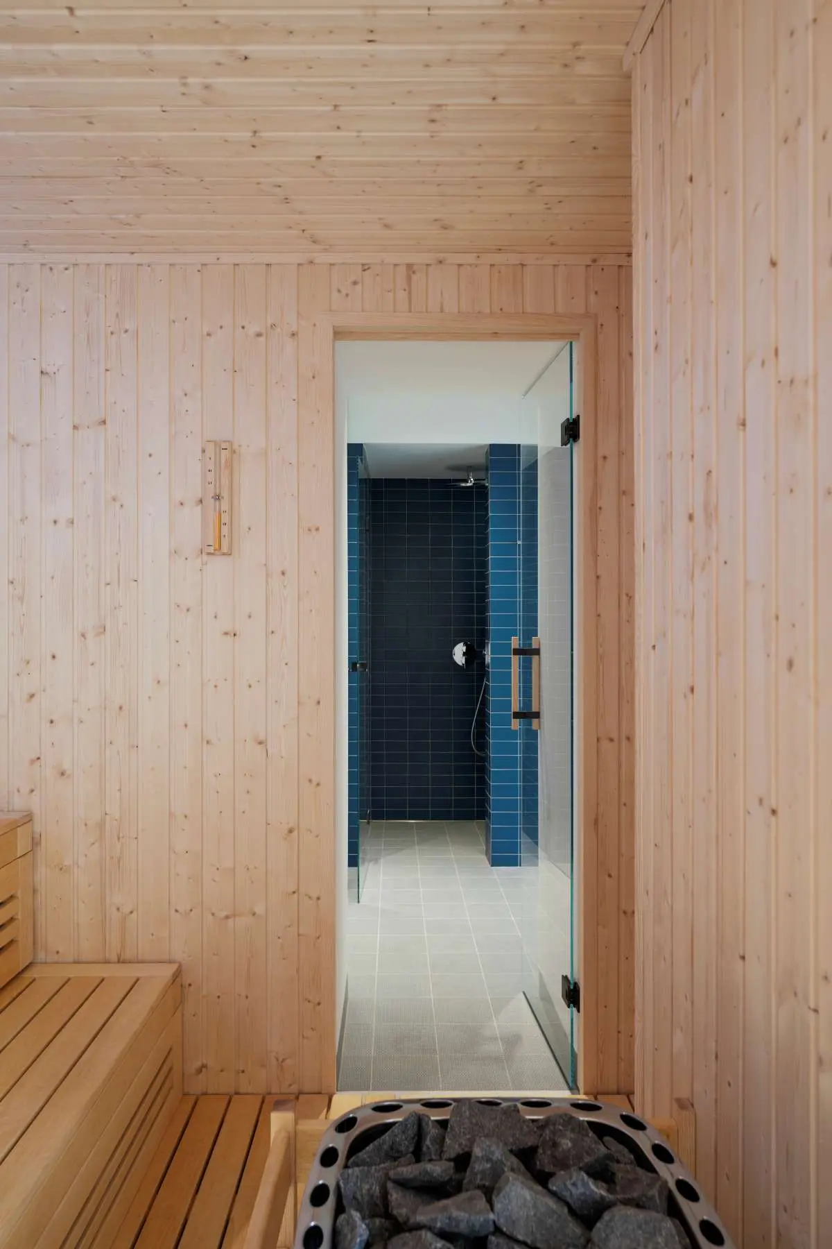 Willa na Starym Żoliborzu | Projekt TZA | Zdjęcia – Marcin Grabowiecki | | Stylizacja Eliza Mrozińska