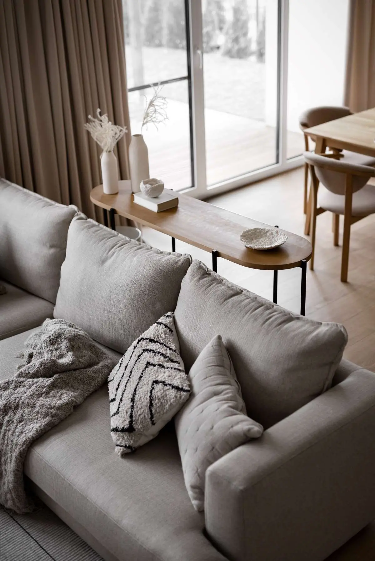 Design: Butterfly Studio Fotograf : Patryk Polewany  Stylizacja : Eliza Mrozińska