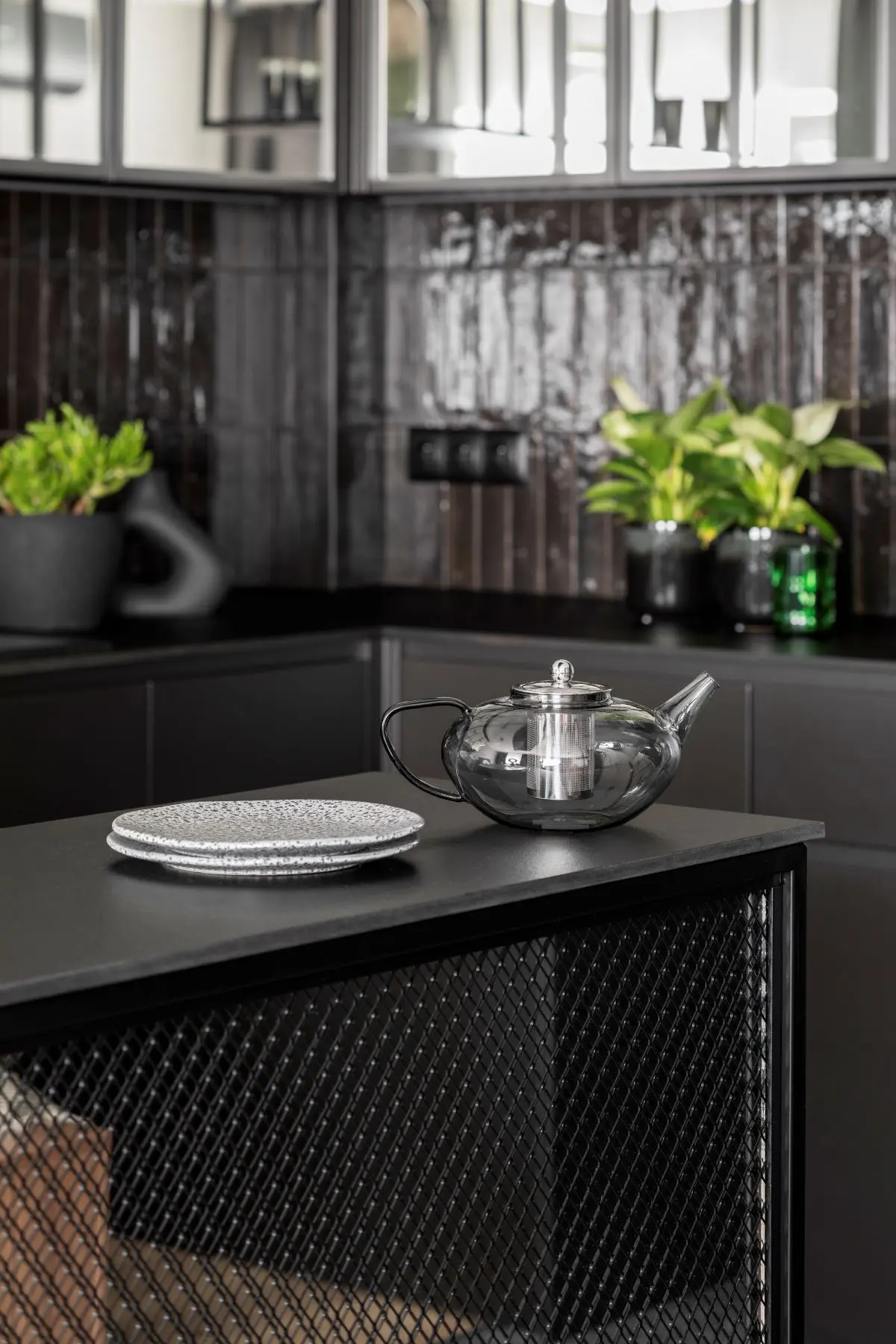 M.A.Kolektyw i Agata Izdebska Autorem zdjęć: Marcin Grabowiecki Stylistka: Eliza Mrozińska.