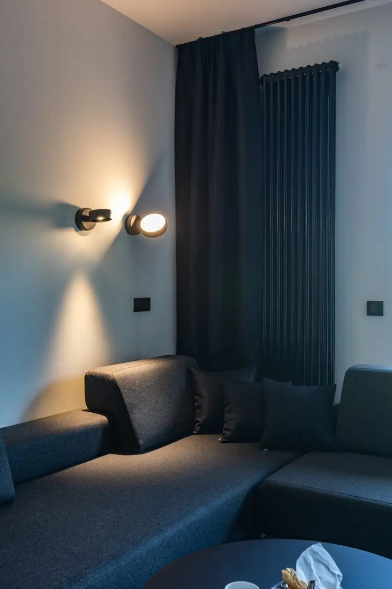 Proj.: Mano Marta Krukowska; Fot.: MUFKA Fotografia