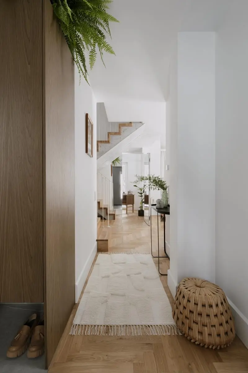 Projekt: Hanna Pietras, współpraca: Anna Petrova  Zdjęcia i stylizacja: Follow The Flow Studio