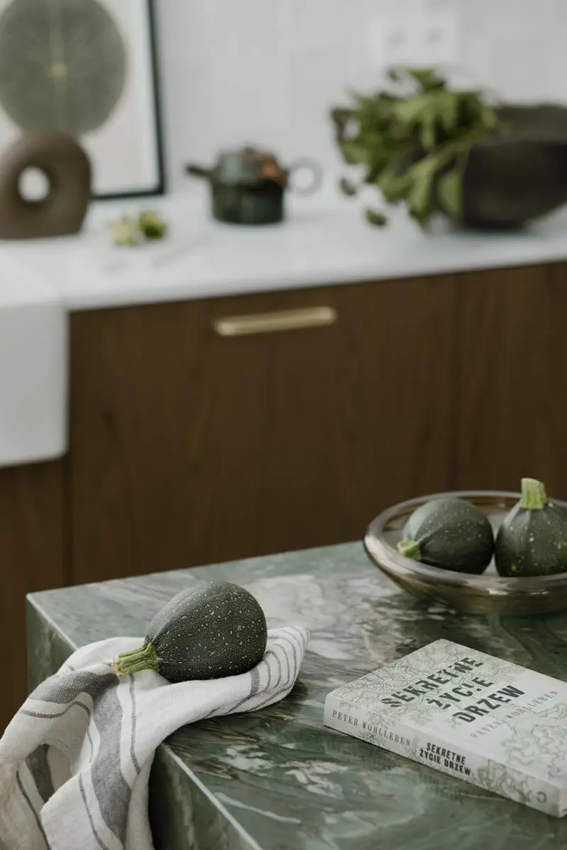 Projekt: Hanna Pietras, współpraca: Anna Petrova  Zdjęcia i stylizacja: Follow The Flow Studio