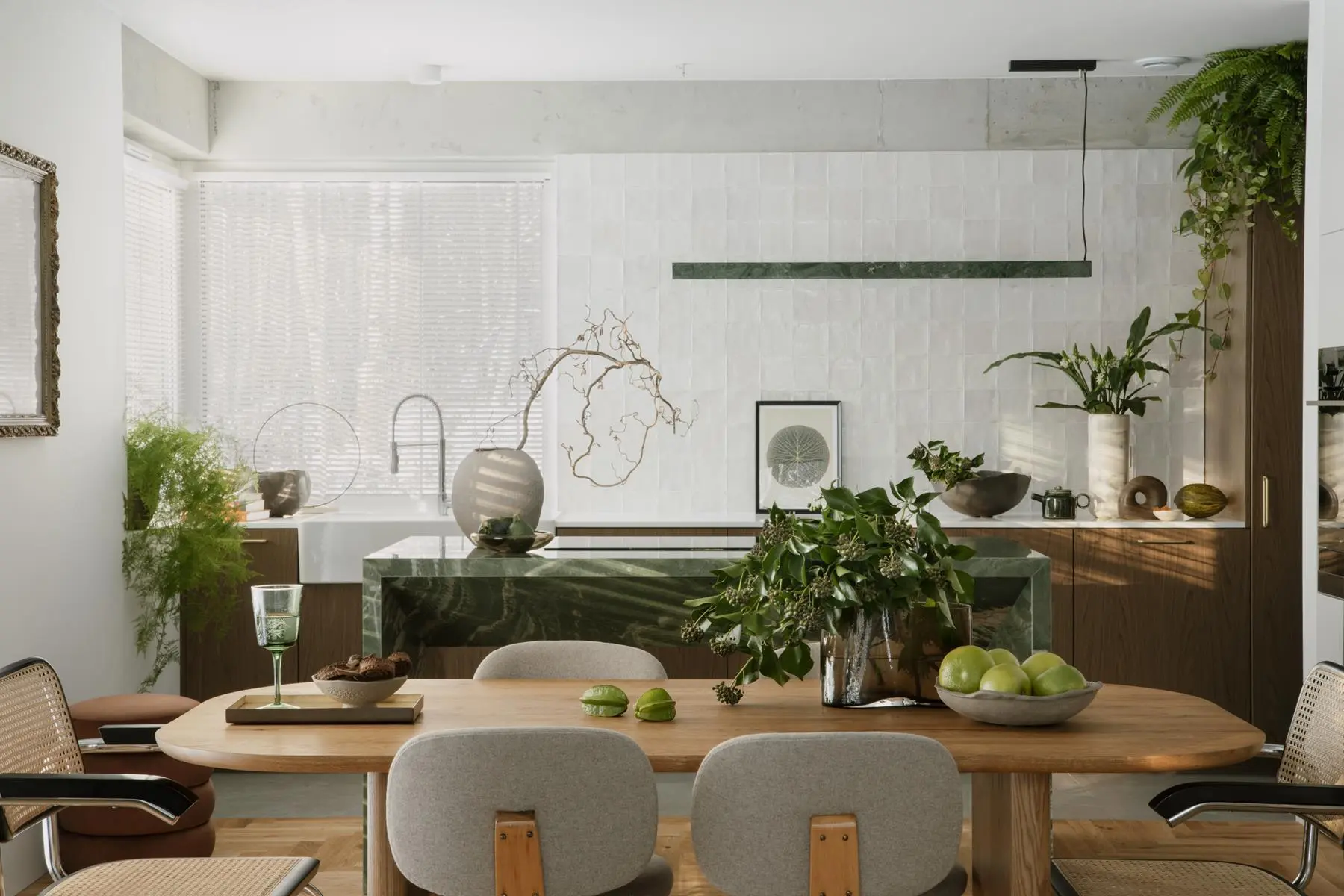 Projekt: Hanna Pietras, współpraca: Anna Petrova  Zdjęcia i stylizacja: Follow The Flow Studio