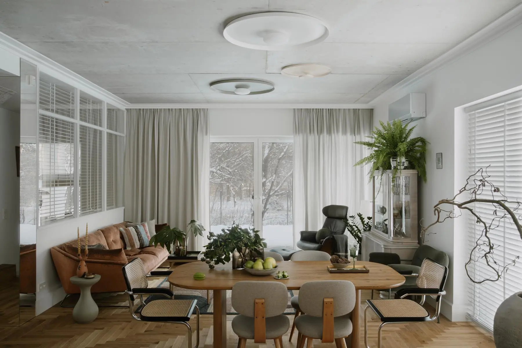 Projekt: Hanna Pietras, współpraca: Anna Petrova  Zdjęcia i stylizacja: Follow The Flow Studio