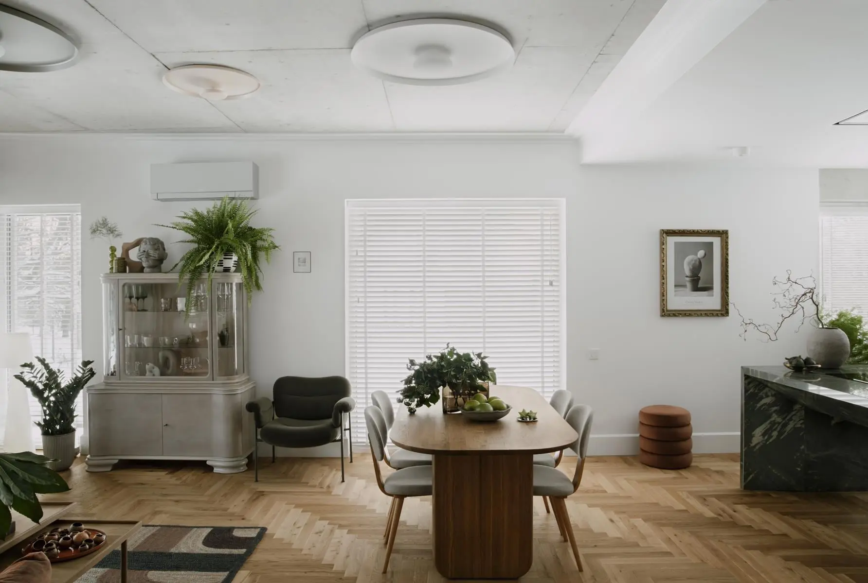 Projekt: Hanna Pietras, współpraca: Anna Petrova  Zdjęcia i stylizacja: Follow The Flow Studio