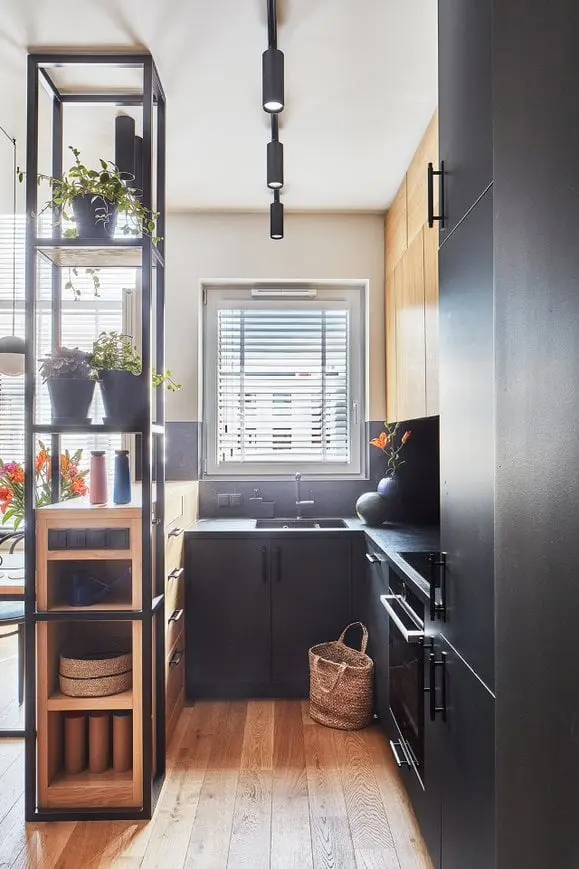 Kawalerka w klimacie loft | Design: Roland Stańczyk