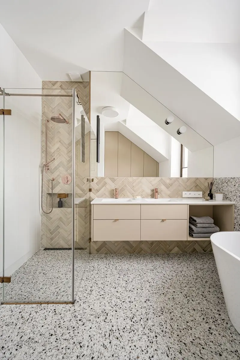 DESIGN: AGNIESZKA MUSIAŁ-CHMIELNIK