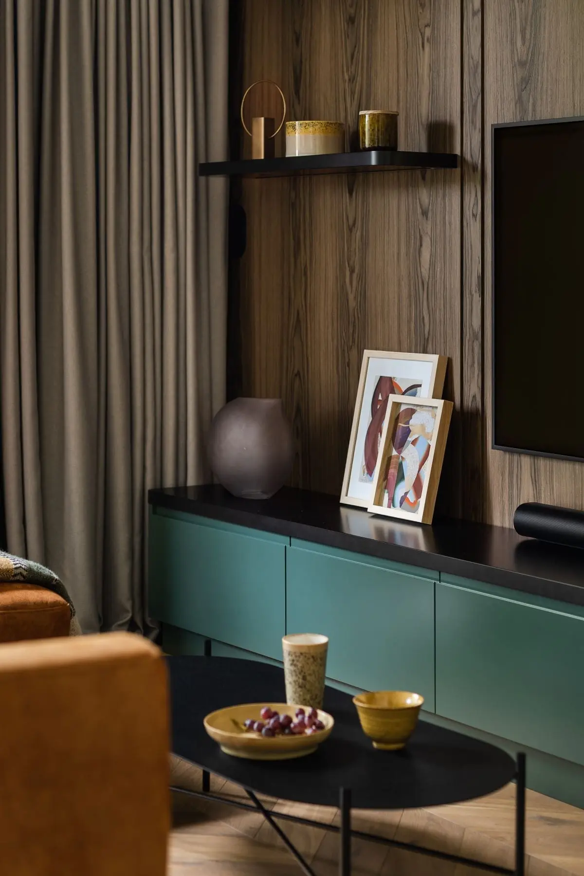 DESIGN: BUTTERFLY STUDIO