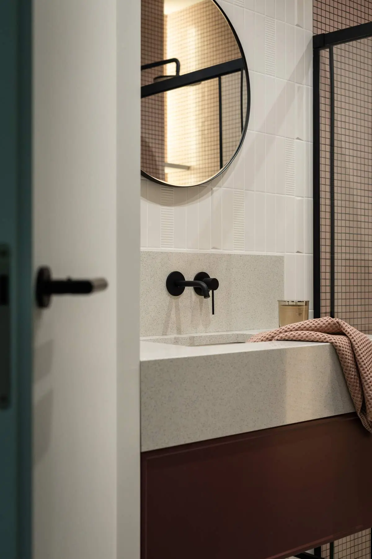 DESIGN: BUTTERFLY STUDIO