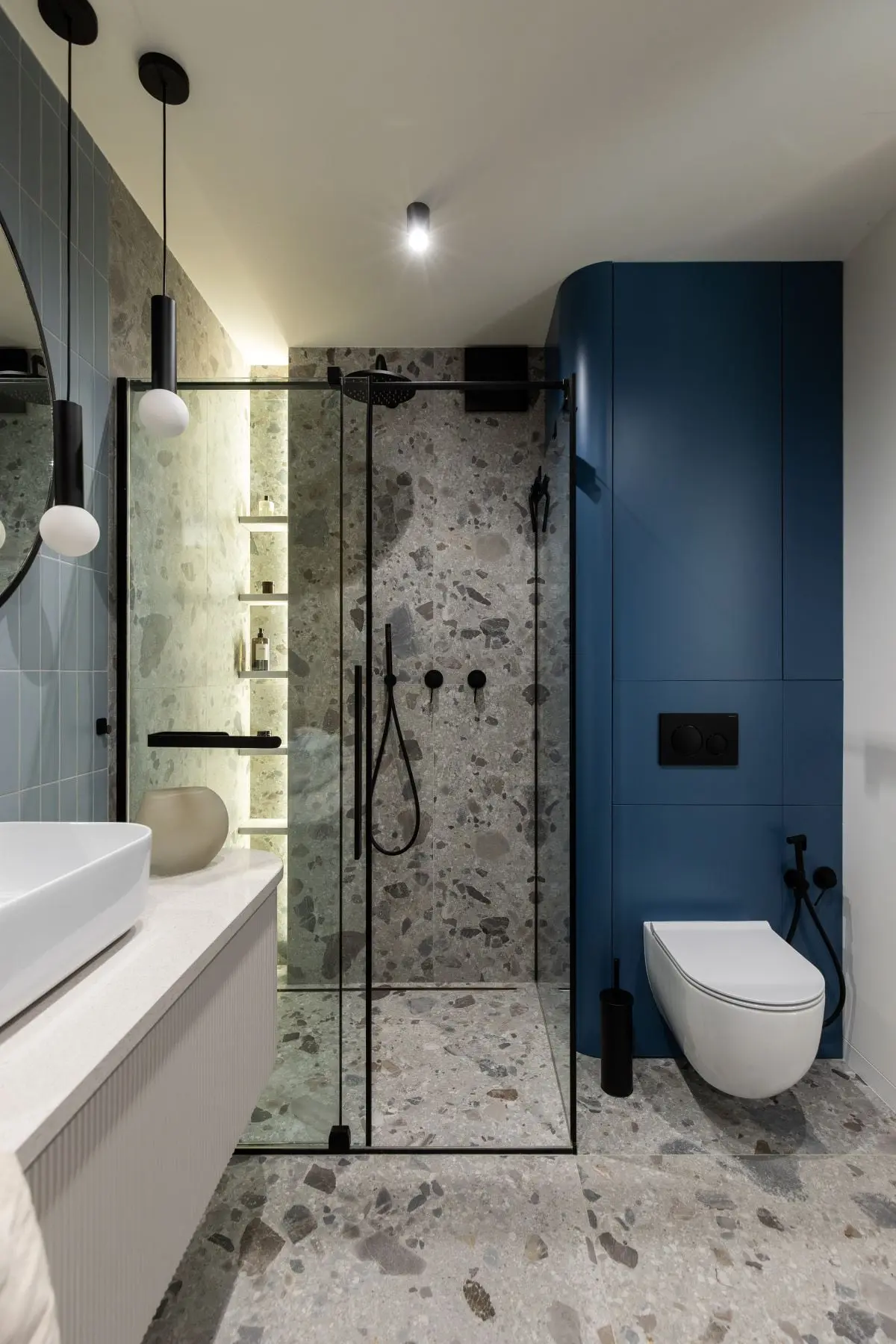 DESIGN: BUTTERFLY STUDIO