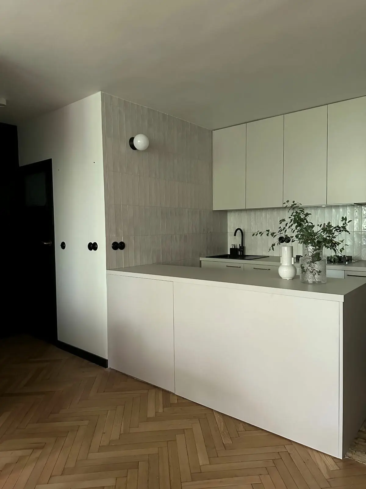 Kuchnia z oliwkowymi frontami Design: Metraż