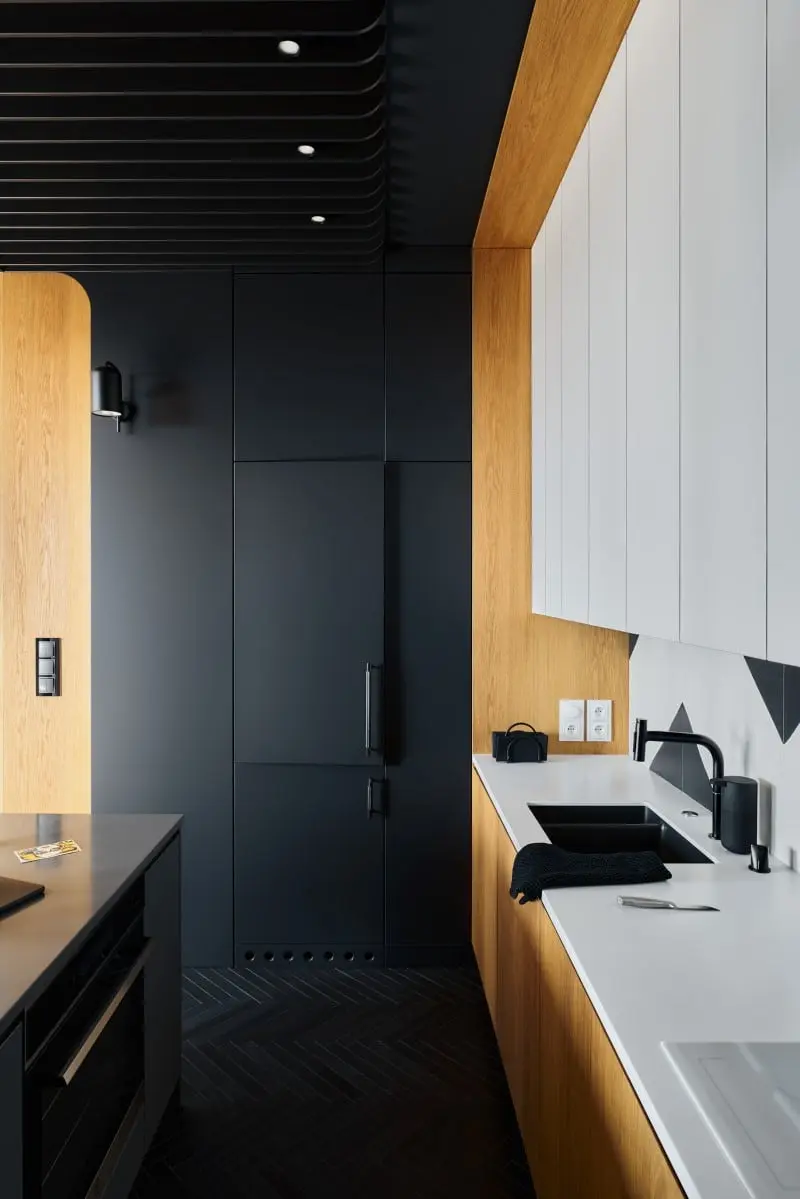 design: Zarysy Jan Wadim Sekuła | fot.: Tomo Yarmush