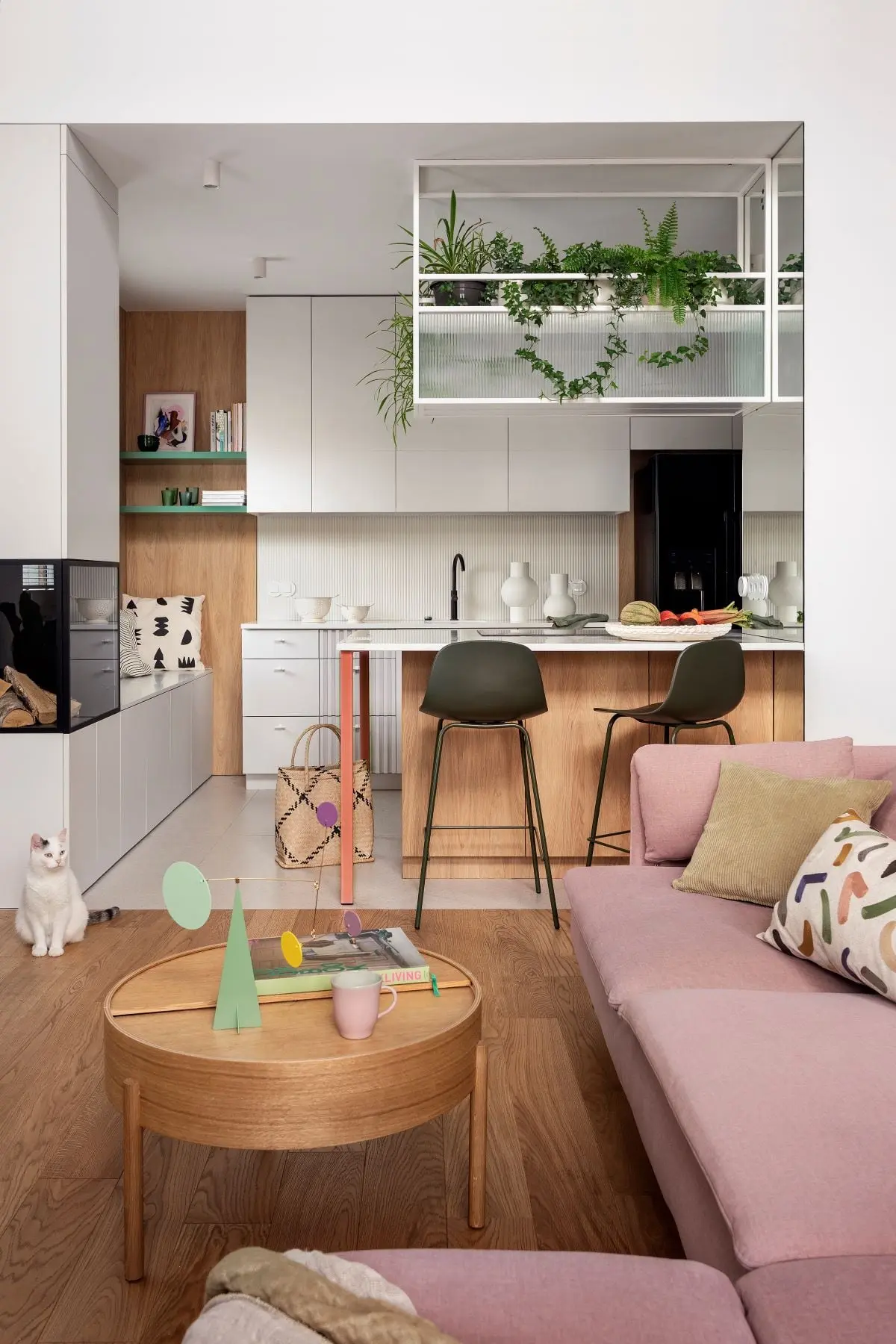 Projekt: ONUKO Karolina Jackowska  Zdjęcia: Martyna Rudnicka  Stylizacja do sesji: Eliza Mrozińska