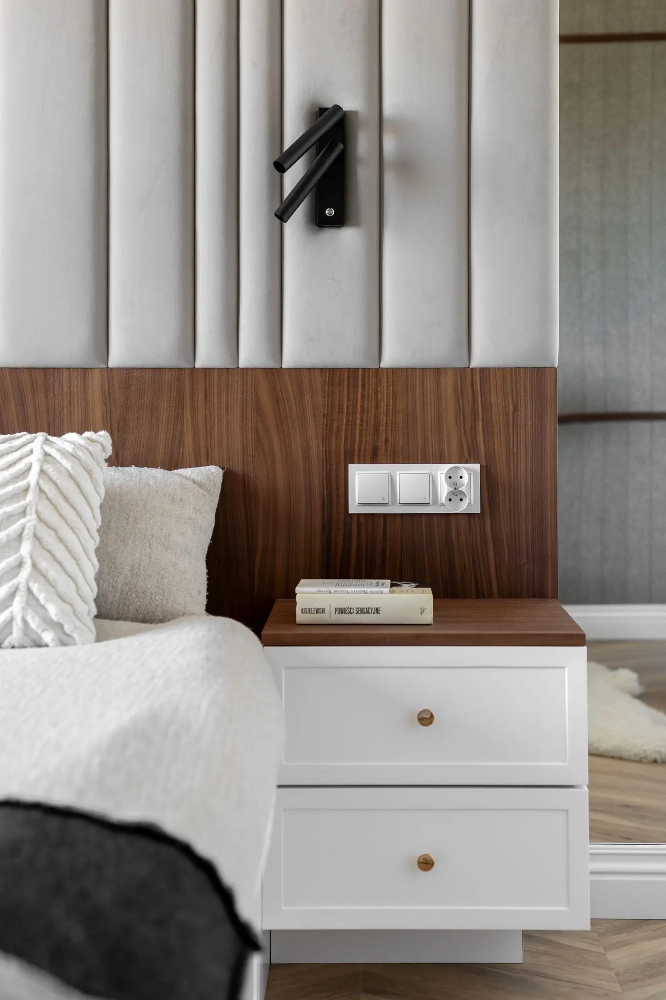 DESIGN: MJOY FOTO: INKADR