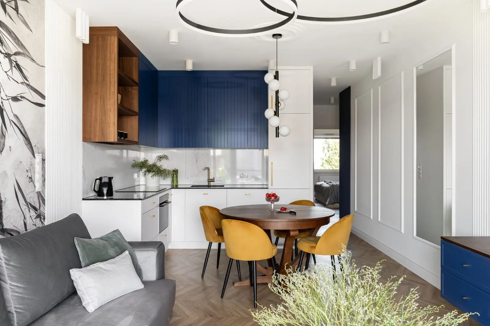 DESIGN: MJOY FOTO: INKADR