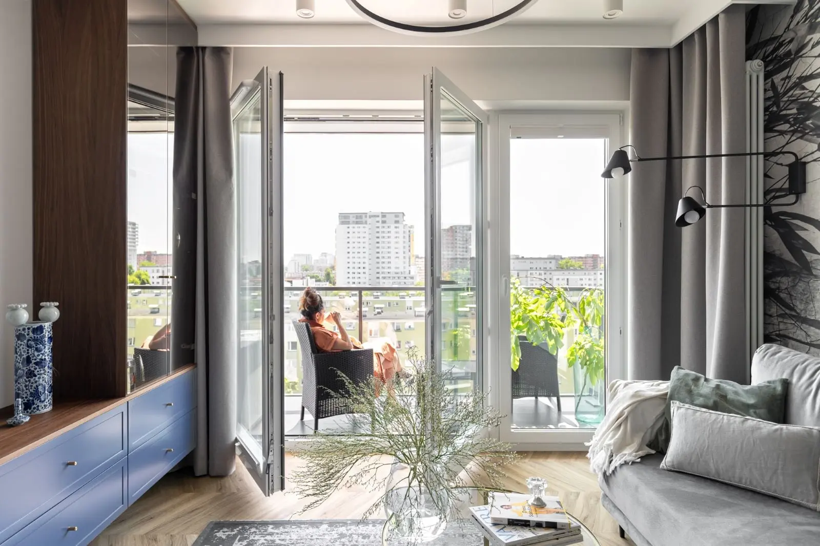 DESIGN: MJOY FOTO: INKADR