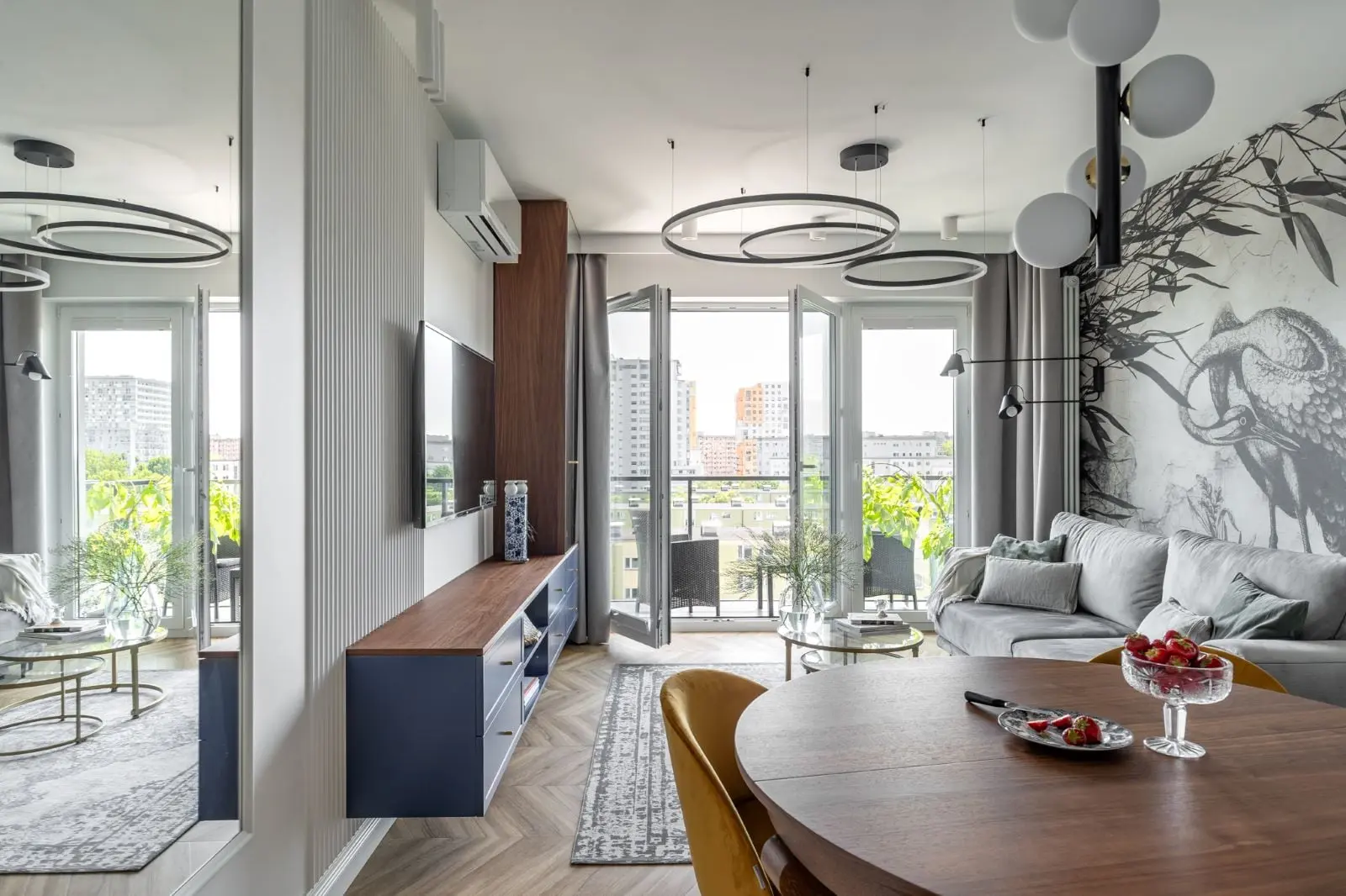 DESIGN: MJOY FOTO: INKADR