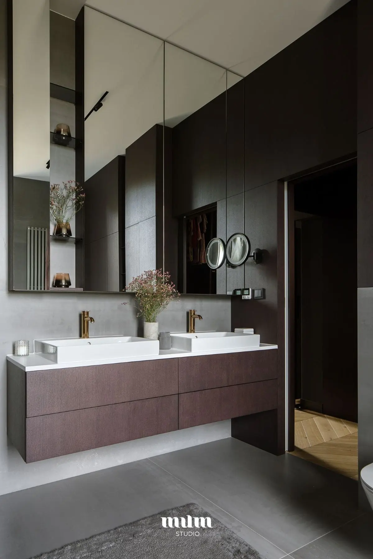 Wnętrze 240 metrowego domu inspirowane Afryką | Design: MUM STUDIO