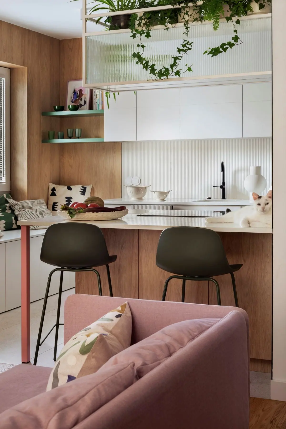 Projekt: ONUKO Karolina Jackowska  Zdjęcia: Martyna Rudnicka  Stylizacja do sesji: Eliza Mrozińska