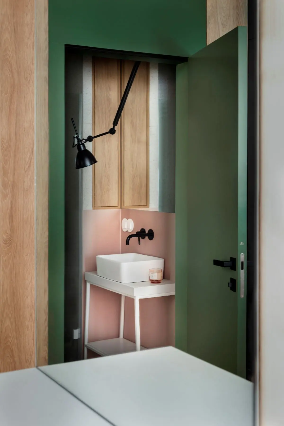 Projekt: ONUKO Karolina Jackowska  Zdjęcia: Martyna Rudnicka  Stylizacja do sesji: Eliza Mrozińska