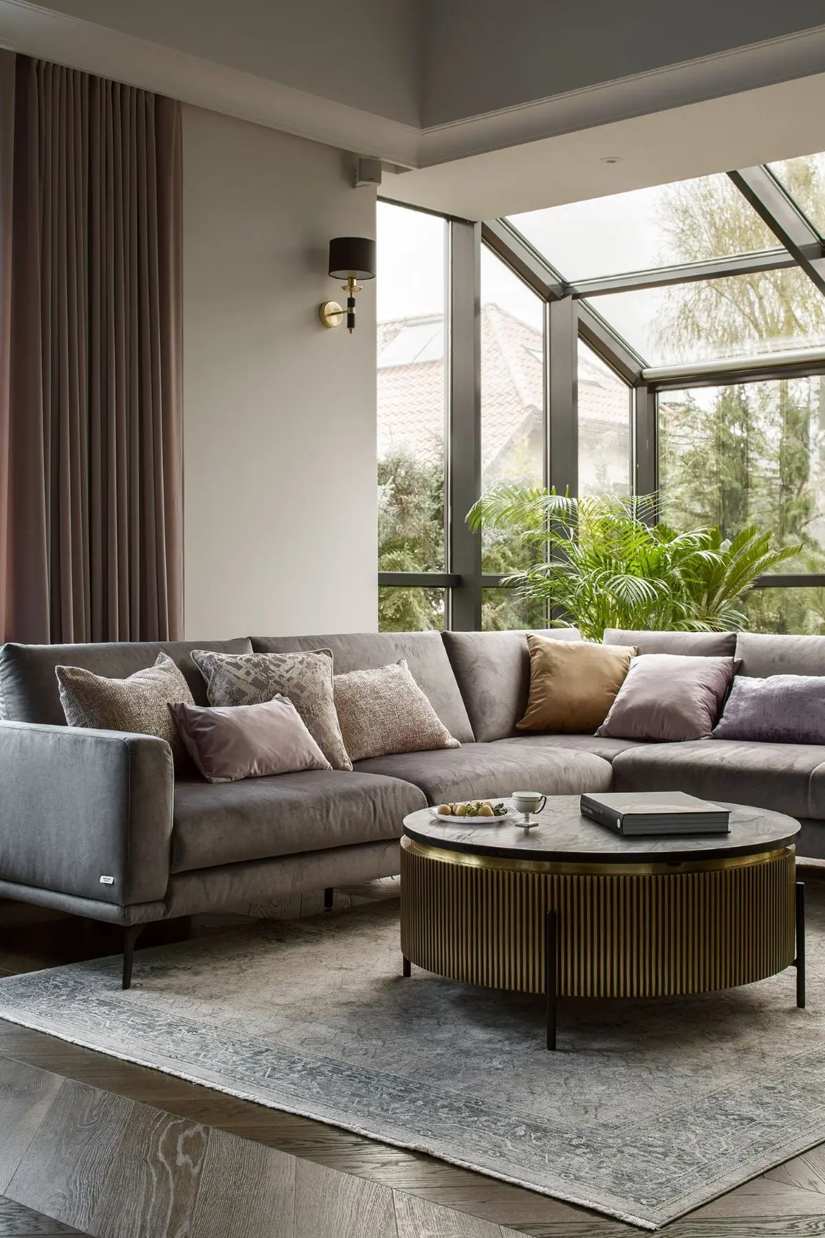 DOM MODERN CLASSIC Z AKCENTAMI ART DÉCO W KRAKOWIE | DESIGN: MANGO INVESTMENTS