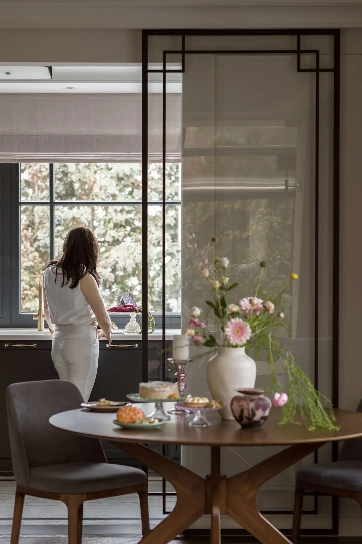 DOM MODERN CLASSIC Z AKCENTAMI ART DÉCO W KRAKOWIE | DESIGN: MANGO INVESTMENTS