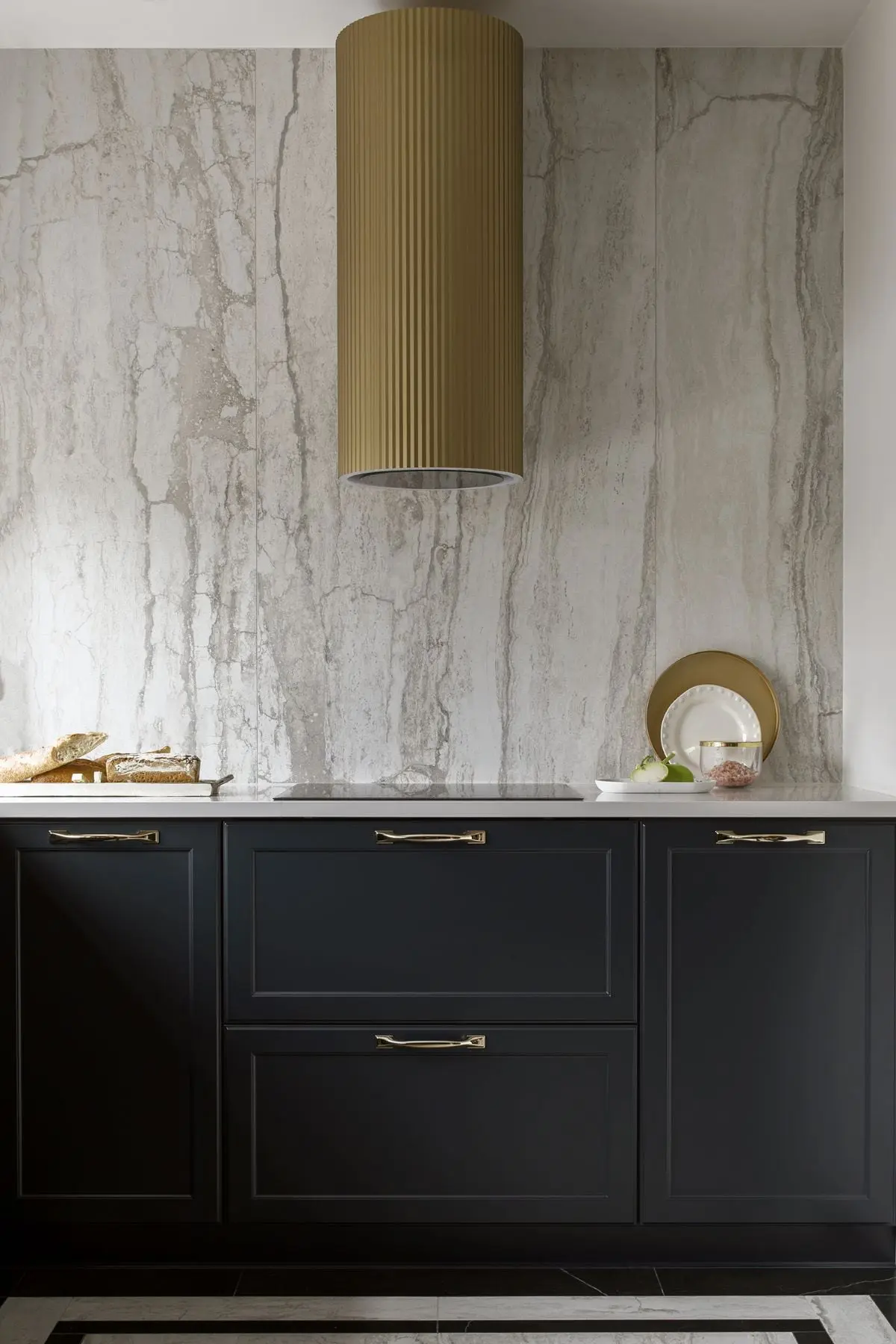 DOM MODERN CLASSIC Z AKCENTAMI ART DÉCO W KRAKOWIE | DESIGN: MANGO INVESTMENTS