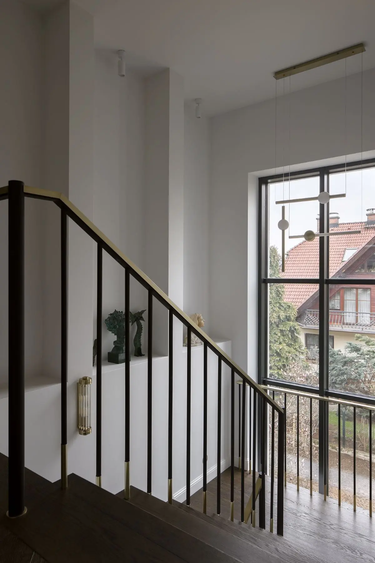 DOM MODERN CLASSIC Z AKCENTAMI ART DÉCO W KRAKOWIE | DESIGN: MANGO INVESTMENTS