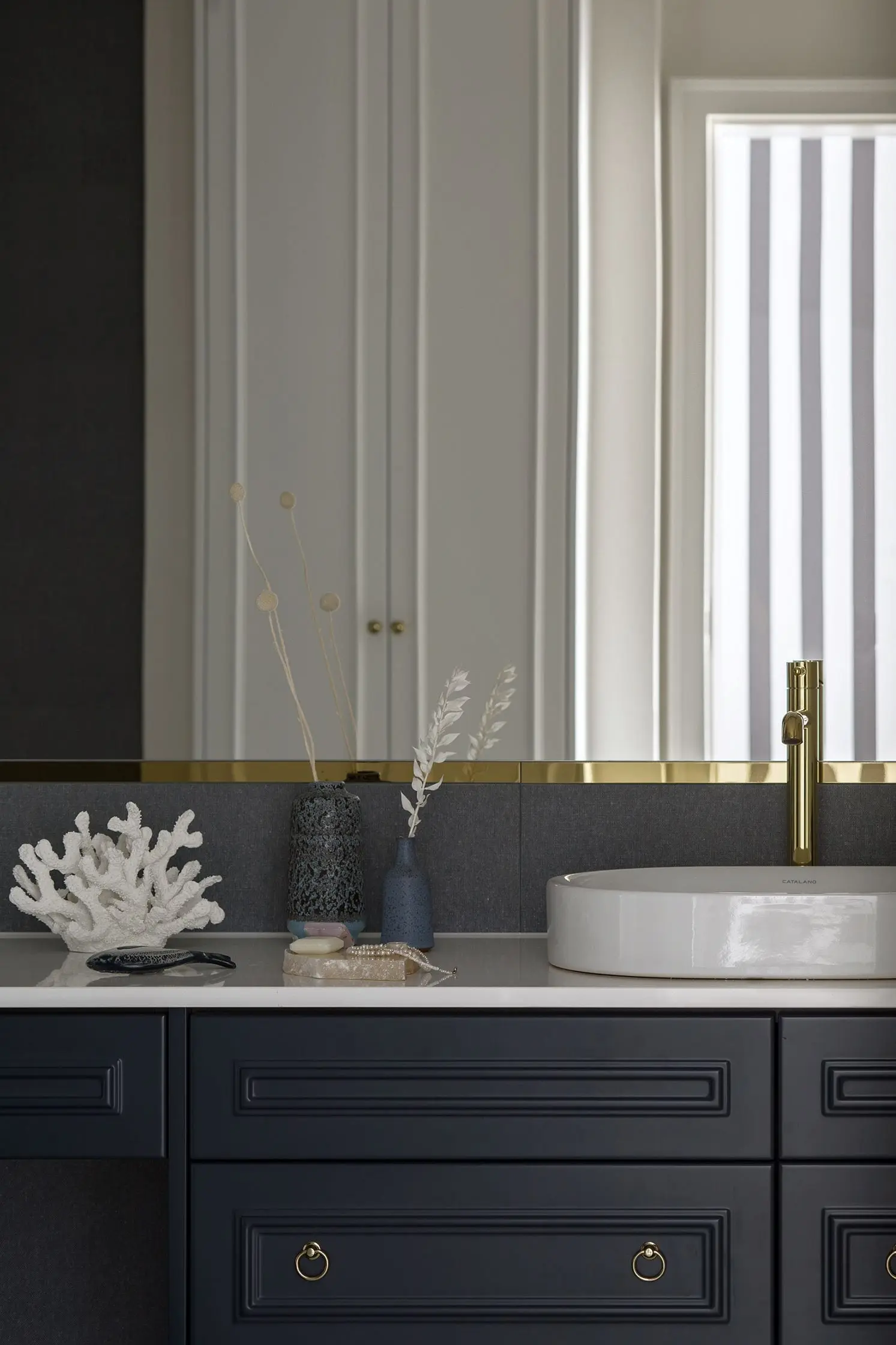 DOM MODERN CLASSIC Z AKCENTAMI ART DÉCO W KRAKOWIE | DESIGN: MANGO INVESTMENTS