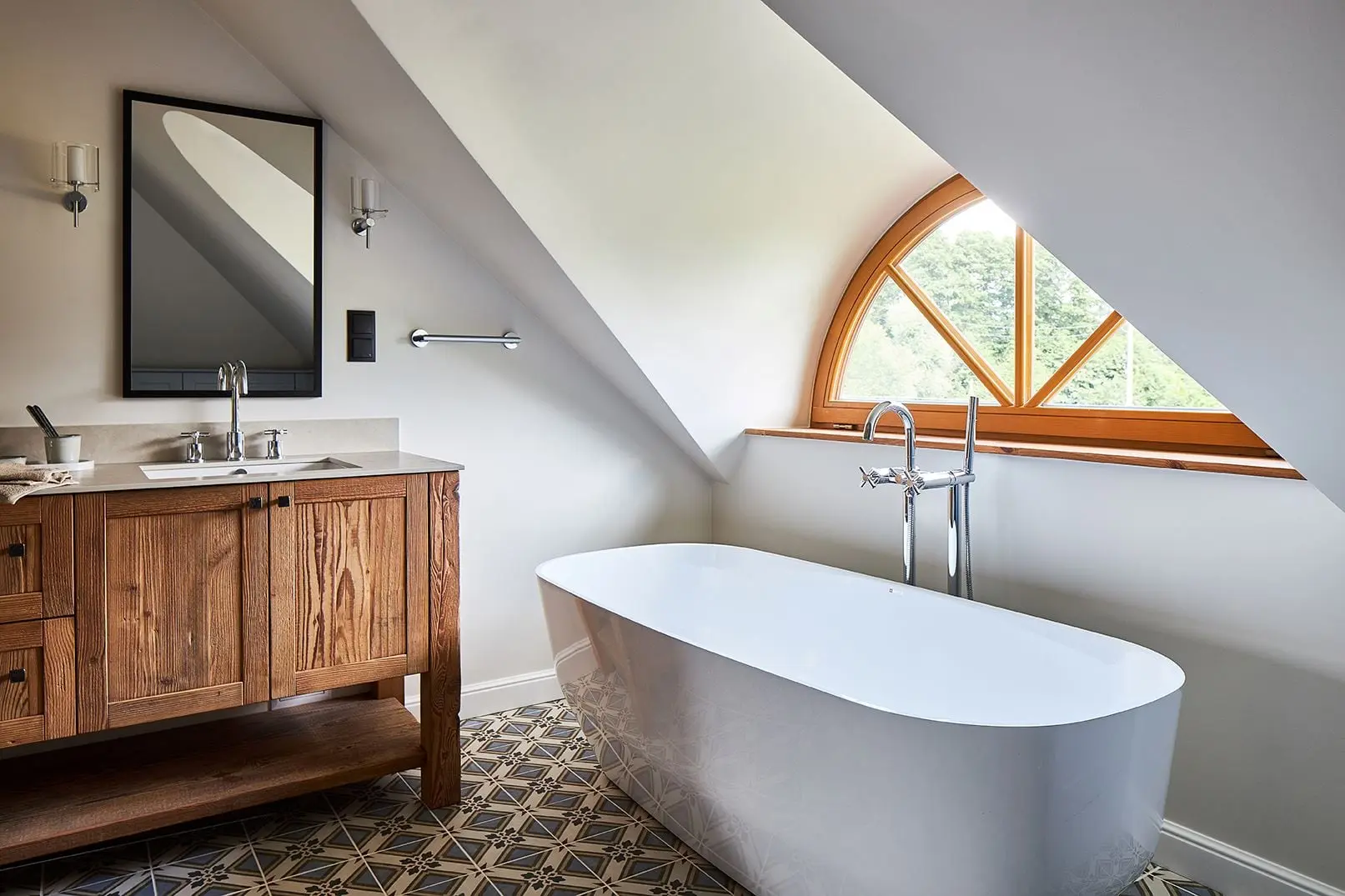 Design: Gabriel Helegda