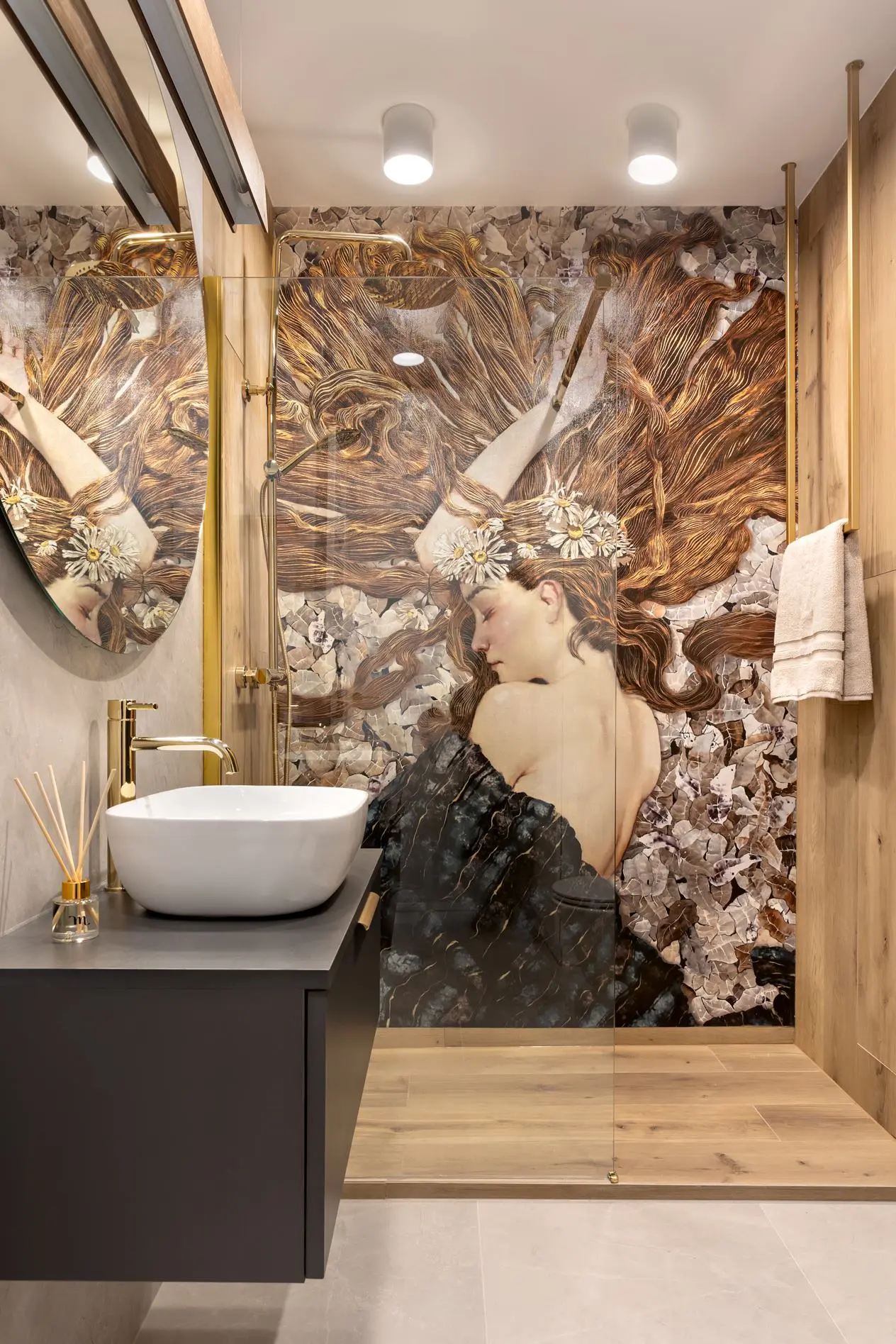 Łazienka z przepiękną tapetą | Design Avo Architekci