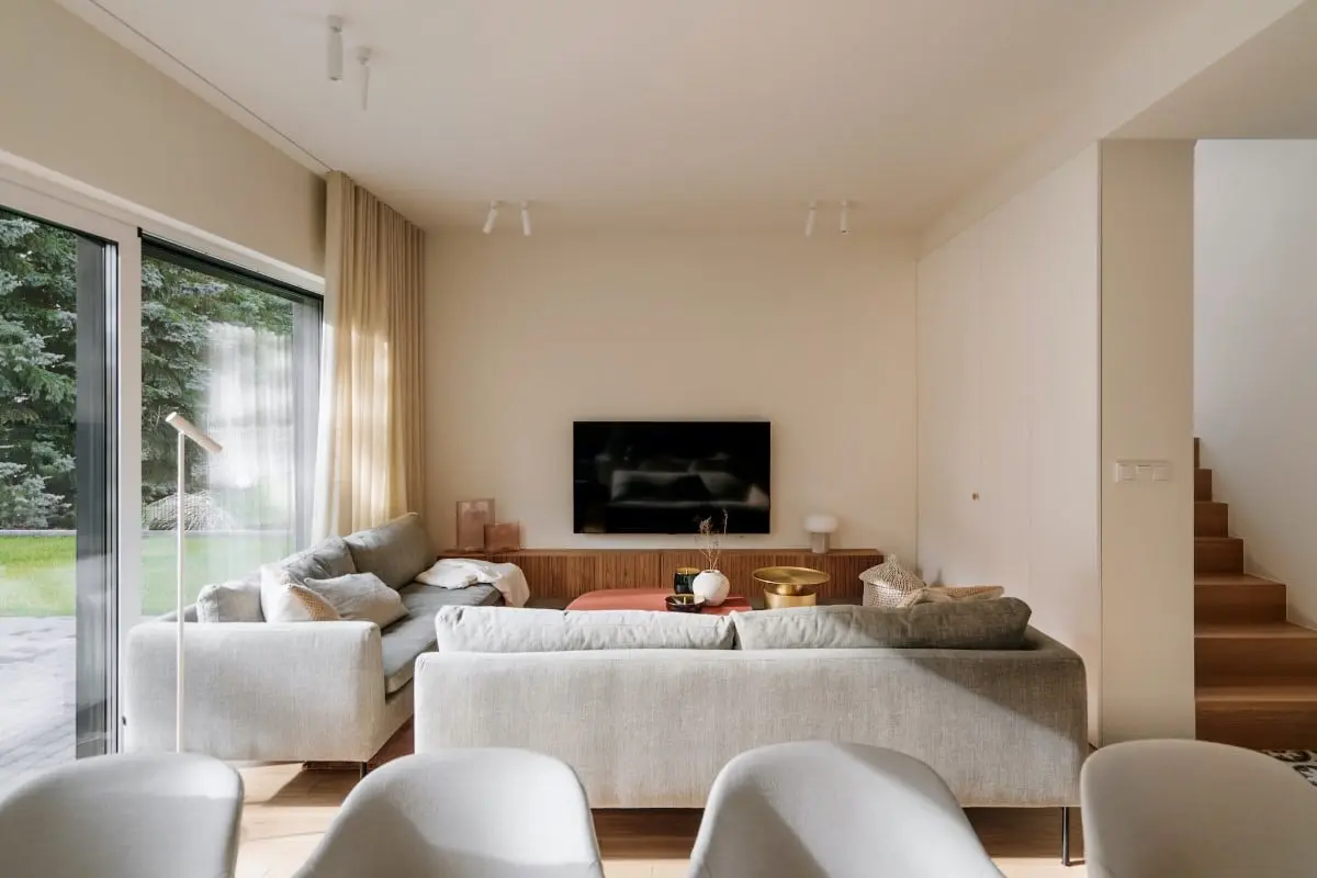 proj. MNIEJ architekci, zdjęcia Migdał Studio