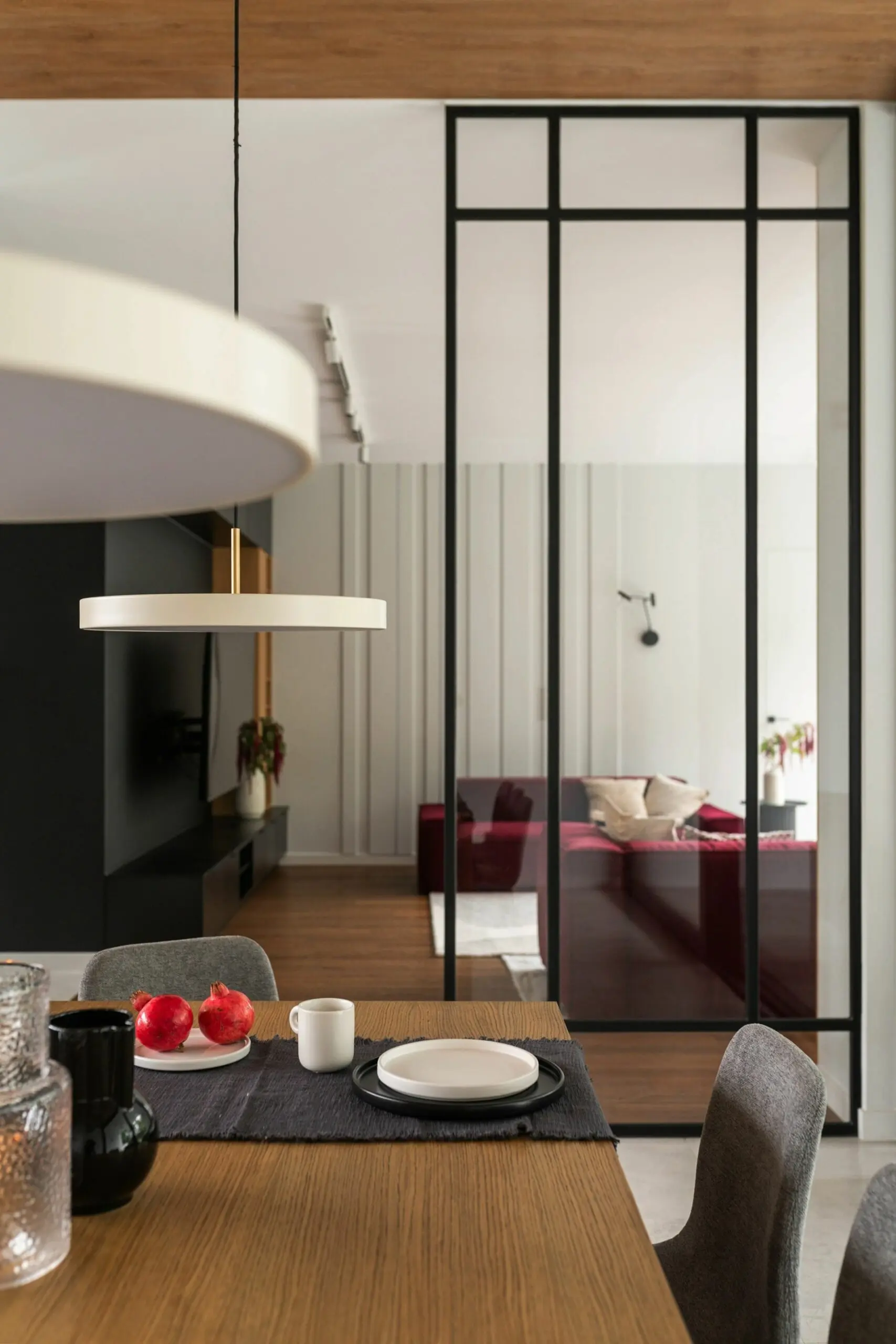 Viva magenta! 200 metrowy dom pod Warszawą | Design: P/art