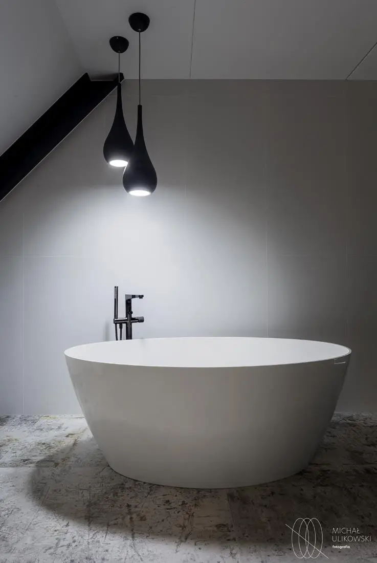 DOM NAD JEZIOREM | PROJ: YO HOME DESIGN PROJEKTOWANIE WNĘTRZ