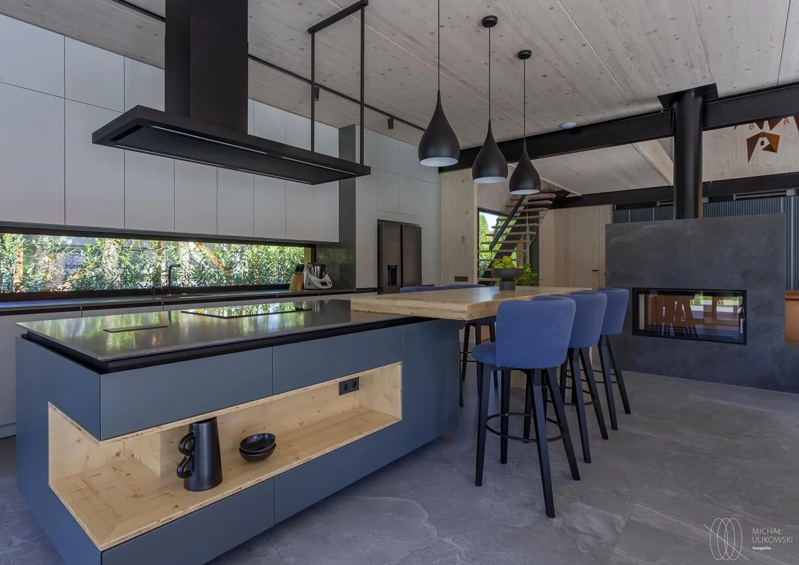 DOM NAD JEZIOREM | PROJ: YO HOME DESIGN PROJEKTOWANIE WNĘTRZ