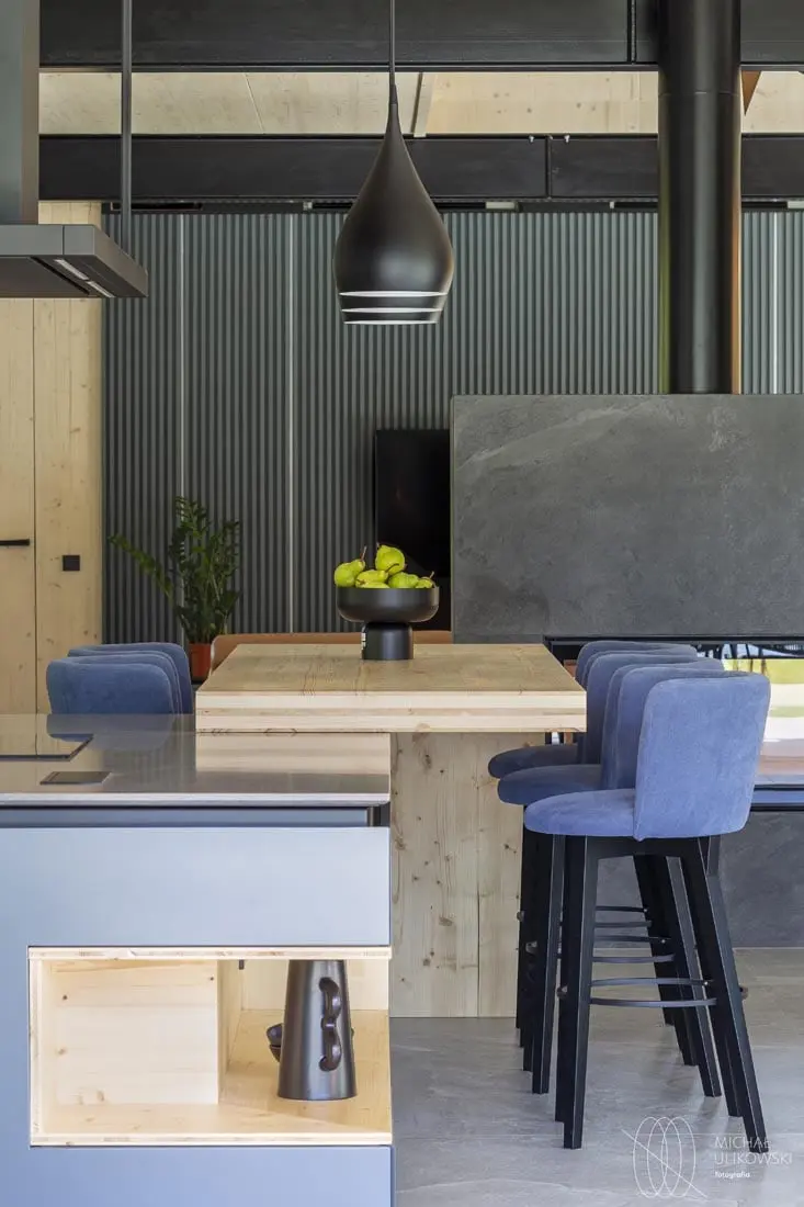 DOM NAD JEZIOREM | PROJ: YO HOME DESIGN PROJEKTOWANIE WNĘTRZ