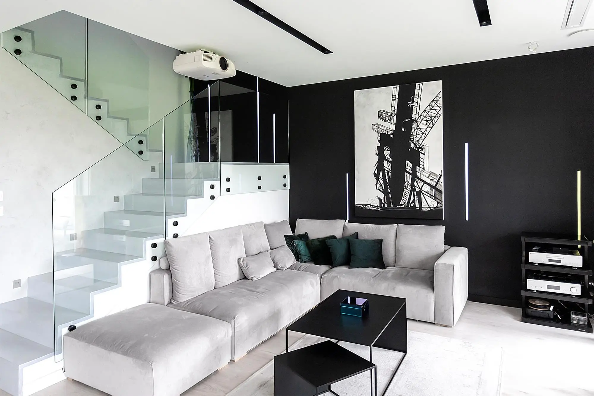 DESIGN: BEATA ALBRECHT AJOT